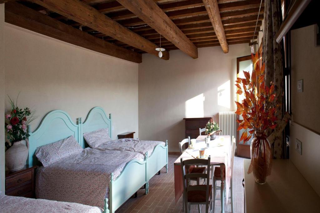 Villa Casale Talevi Cartoceto Habitación foto